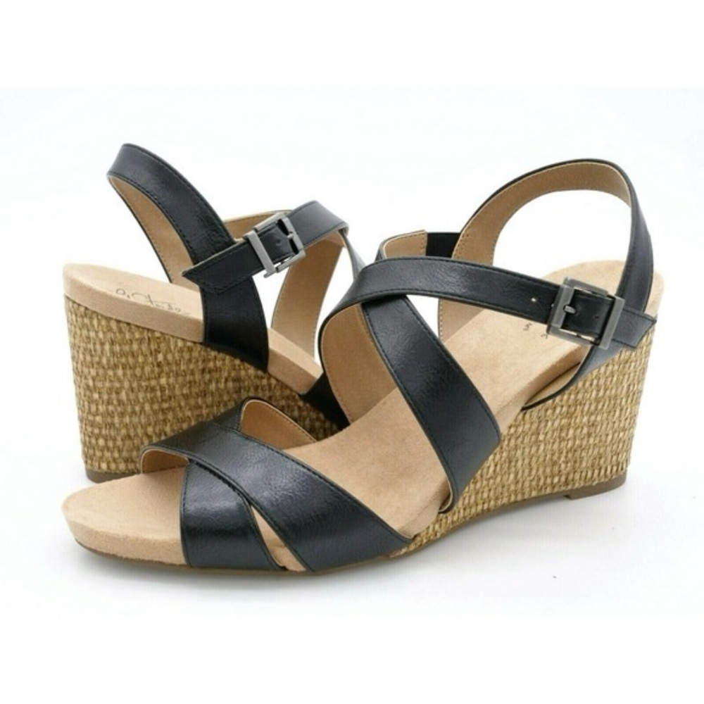 LifeStride Soft System Harbor Black Wedge Strappy Black and tan Sandals 6M